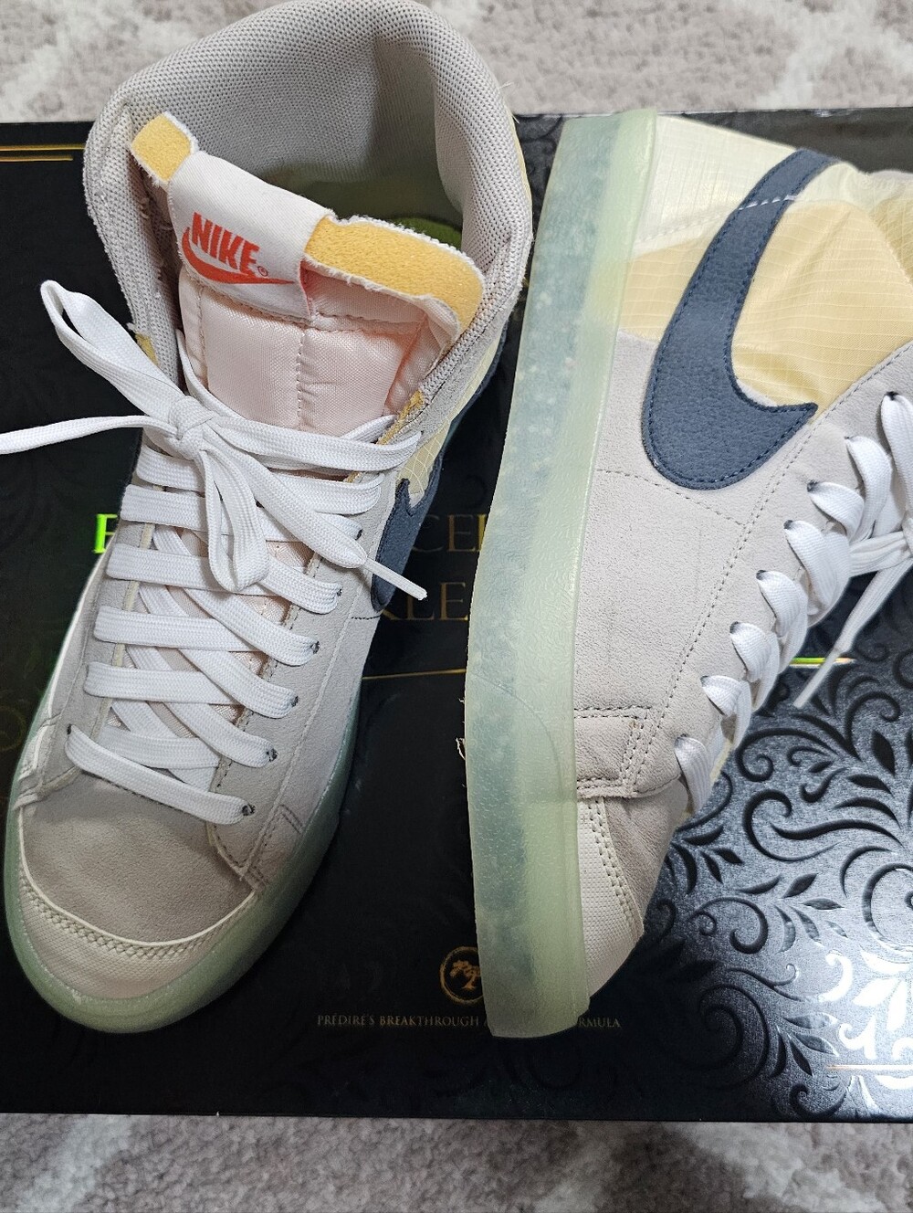 Boys 7 Nike Blazer Sneakers in White, Sand, Yellow, Mint (womens 8.5)